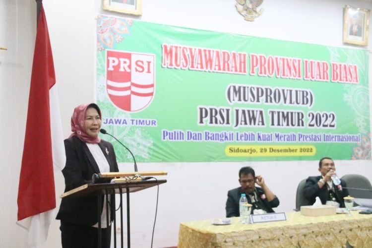 Ketua Umum (Ketum) Pengprov PRSI Jawa Timur, Dewanti Rumpoko (Ist)