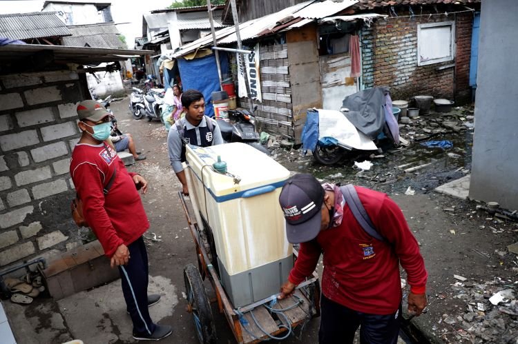 Relokasi warga Kampung 1001 Malam Surabaya, Senin, 26 Desember 2022 (Dinkominfo Surabaya)