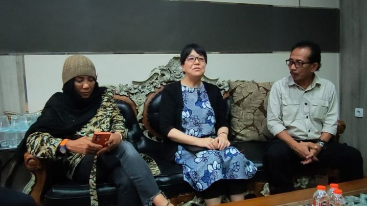 Wakil Ketua DPRD Surabaya, AH Thony (kanan) saat menerima perwakilan Japan Initiative (Istimewa)