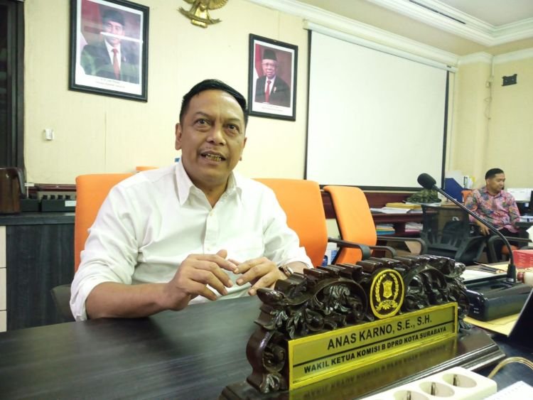 Wakil Ketua Komisi B DPRD Surabaya, Anas Karno (Istimewa)