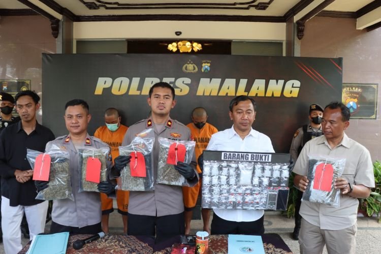 Polres Malang saat menggelar konferensi pers ungkap kasus peredaran narkoba, Rabu, 31 Mei 2023 (Foto: Humas Polres Malang)