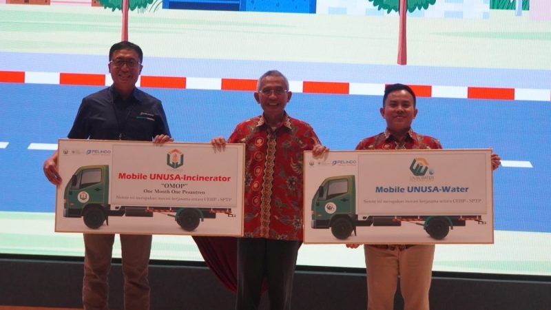 Unusa bekerja sama dengan PT Pelindo Terminal Petikemas meluncurkan dua inovasi baru, yaitu Mobil Water Treatment dan Mobil Incinerator, Rabu (9/10/2024).