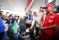 Total ada sebanyak 200 ojek online yang antusias mengikuti program isi bensin gratis ini (Istimewa)
