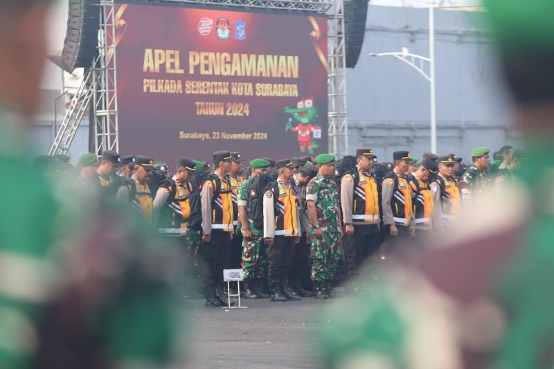 Apel Pengamanan Pilkada Serentak 2024 di Surabaya Expo Center, Jalan Kusuma Bangsa pada Sabtu (23/11/2024) pagi.