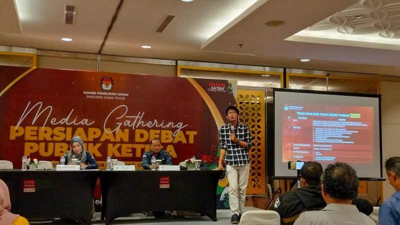 dok. Media gathering Komisi Pemilihan Umum (KPU) Jawa Timur di Kota Surabaya (S Hadi)