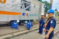Pemeriksaan kereta api Daop 8 Surabaya menjelang masa angkutan Natal 2024 dan Tahun Baru 2025 (dok. Hum KAI Daop 8 Surabaya)