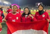 Timnas Sepak Bola Putri Indonesia menaklukan Kamboja dengan skor 3-1 pada laga final di Vientiane, Laos, Kamis (5/12/2024) (dok. Istimewa)