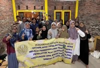 Tim Pengabdian Kepada Masyarakat (PKM), Fakultas Kedokteran (FK) UNESA (Istimewa)