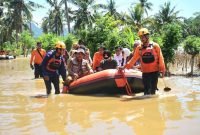 Sebagai langkah penanganan, BPBD Jatim bersama sejumlah OPD Pemprov Jatim akan melakukan normalisasi sungai (dok. BPBD Jatim)