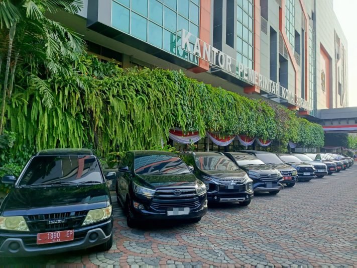 Ilustrasi mobil dinas Aparatur Sipil Negara (ASN) Pemkot Surabaya (Istimewa)
