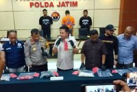 Konferensi pers ungkap kasus pembunuhan dan mutilasi wanita asal Blitar, yang berlangsung di Mapolda Jatim, Senin (27/1/2025).