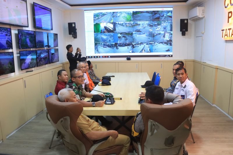 Command Center Polres Malang, Polda Jawa. Foto: Hum Resma