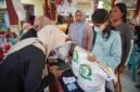 dok. Penyaluran bantuan pangan berupa beras (Hum Pemkot Mojokerto)