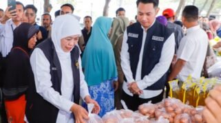 Pasar murah di Lapangan Cemara, Desa Sugihwaras, Kecamatan Jenu, Kabupaten Tuban, Rabu (29/7/2026). (Ro-Adm Jatim)