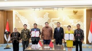 Penandatanganan Strategic Cooperation Framework Agreement antara Wiraraja Madura Industrial Estate dan Guangdong (Fenyong) ASEAN Industrial Park di Jakarta, Rabu (5/8/2026). (Foto: Humas Ekon)